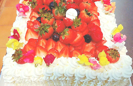 特注ケーキのご案内 素材にこだわった手作りのスイーツ ケーキ お菓子の専門店ココアンジュ Coco Ange